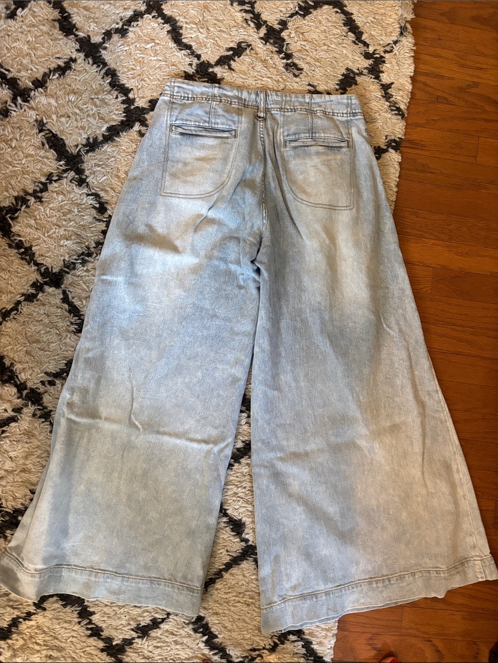 Pilcro Light Wash Wide Leg Jeans - Picture 5 of 5